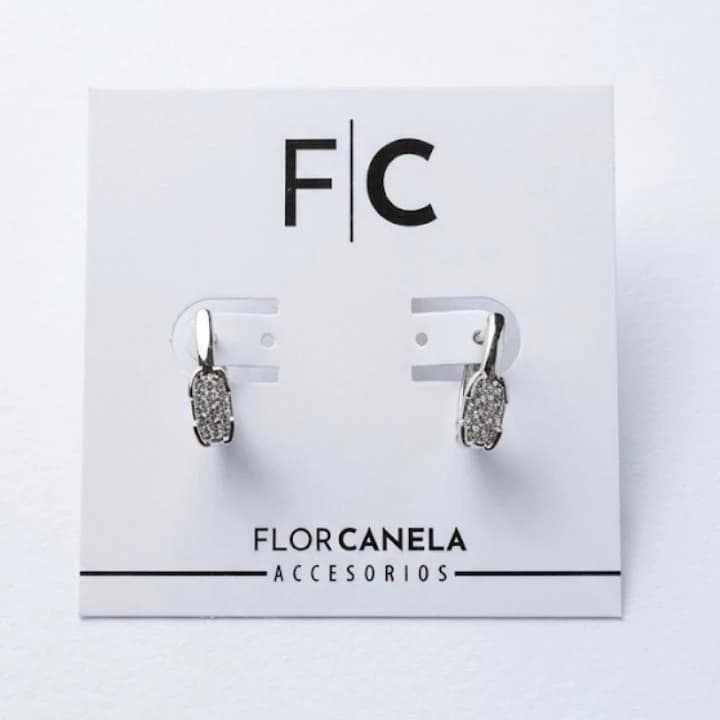 Aros con chispas plateadas